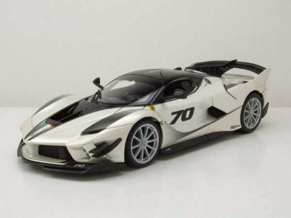 Bburago Modellauto Ferrari FXX K Evo #70 perlmutt metallic schwarz Modellauto 1:18 Bburag