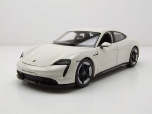 Bburago Modellauto Porsche Taycan 2019 weiß Modellauto 1:24 Bburago