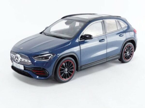 SIMBA Modellauto Solido 421182500 MB GLB X247 AMG blau in 1:18