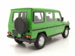 Minichamps Modellauto Mercedes G-Klasse G-Modell lang W460 1980 grün Modellauto 1:18 Minicha