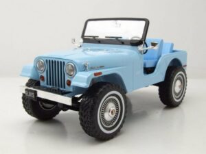 GREENLIGHT collectibles Modellauto Jeep CJ-5 hellblau Elvis Presley Modellauto 1:18 Greenlight Collectibl