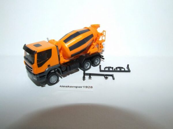 Herpa Modellauto Herpa 310000 Iveco Trakker 6x6 Betonmischer H0