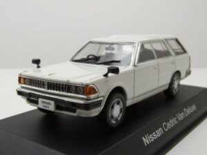 Norev Modellauto Nissan Cedric Van Deluxe 1995 weiß Modellauto 1:43 Norev