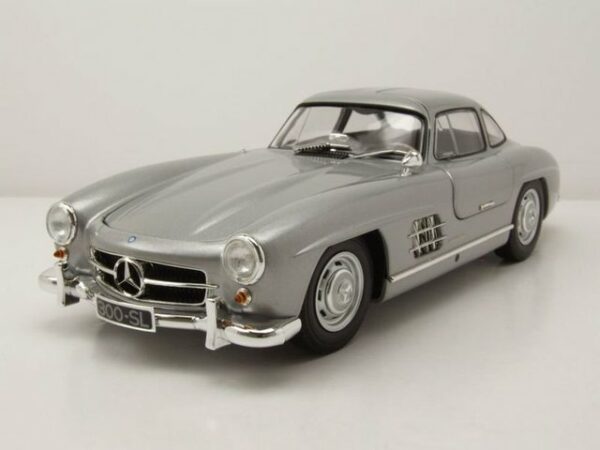 Minichamps Modellauto Mercedes 300 SL Flügeltürer W198 1954 silber Modellauto 1:18 Minichamp