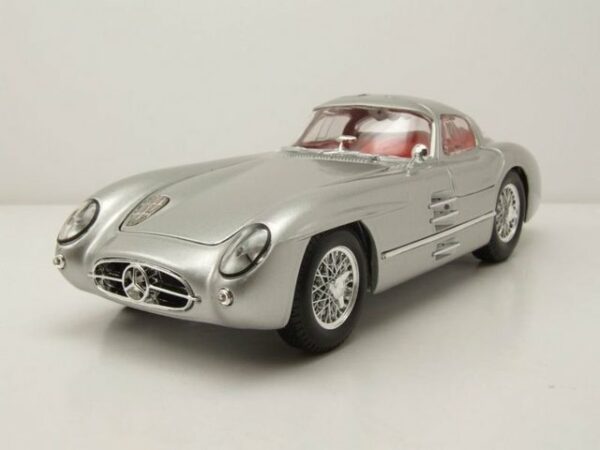 Maisto® Modellauto Mercedes 300 SLR Uhlenhaut Coupe 1955 silber